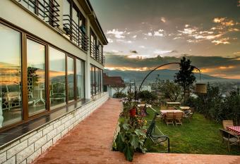Sapanca Villa Suite Boutique Hotel has Balcony rooms