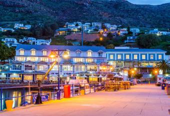 Simon s Town Quayside Hotel allows 18 year olds to book a room