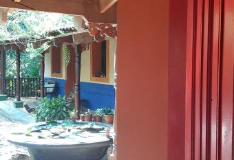 Casa Hotel Mare Nostrvm allows 18 year olds to book a room