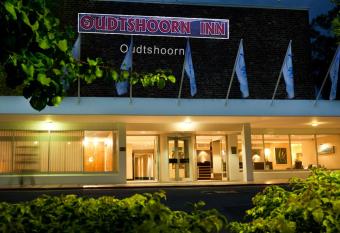 Oudtshoorn Inn Hotel has Balcony rooms
