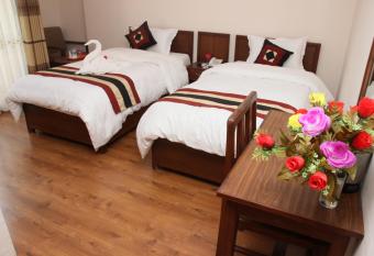 Hotel Everest Nepal allows 18 year olds to book a room