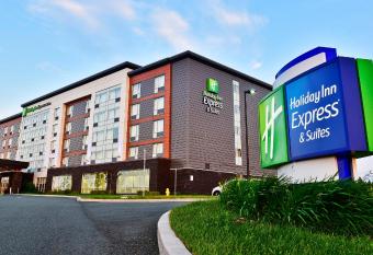 Holiday Inn Express & Suites St. John s Airport, an IHG Hotel allows 18 year olds to book a room