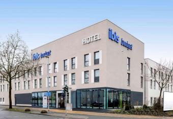 Ibis Budget Bamberg allows 18 year olds to book a room