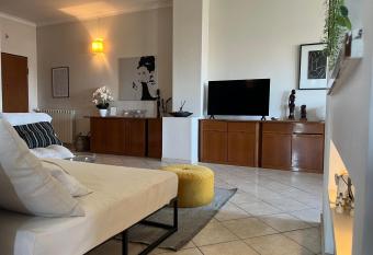 Casa Italia Hospitality has Balcony rooms