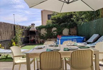 Jardines de Viana has Balcony rooms