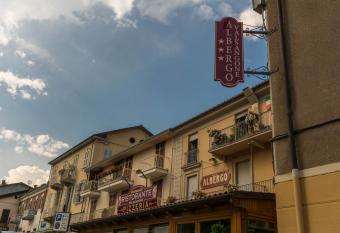 Albergo Valsangone has Balcony rooms