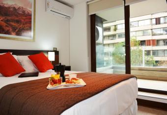 Sunset Aparts has Balcony rooms