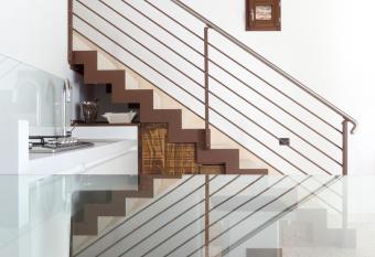 Residence Le Bugne has rooms with a private hot tub