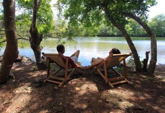 EvaZion allows 18 year olds to book a room