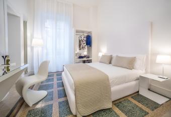 Home Boutique Luxury & Design allows 18 year olds to book a room