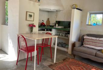 Kleinkloof Farm has rooms with a private hot tub