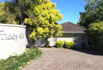 Pollock s B&B has Balcony rooms