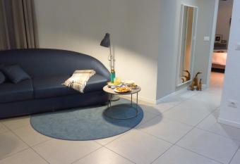 Palazzo Talenti 1907 allows 18 year olds to book a room