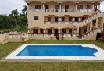 Apartamentos Nuevo Amanecer allows 18 year olds to book a room