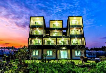 Soborok Yoborok has Balcony rooms