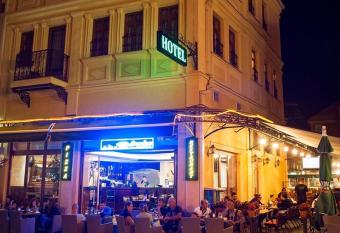 Hotel Treff has Balcony rooms