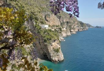 Villa Benedetta has Balcony rooms