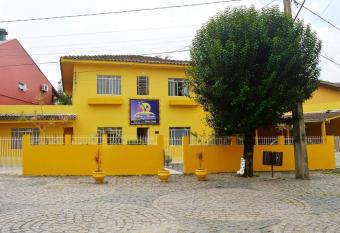 Hospedaria Solar De Morretes allows 18 year olds to book a room