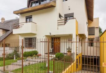 Hospedagem Three Little Birds has Balcony rooms