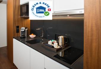 Fraser Suites Geneva - Serviced Apartments allows 18 year olds to book a room