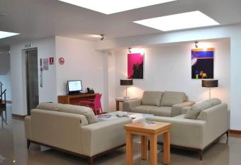 Hotel y T   Expo has Balcony rooms