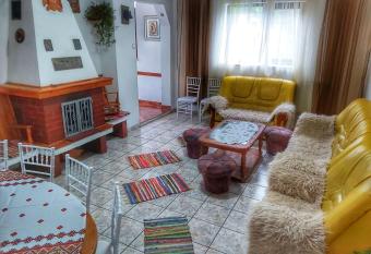 Pensiunea Bianca allows 18 year olds to book a room