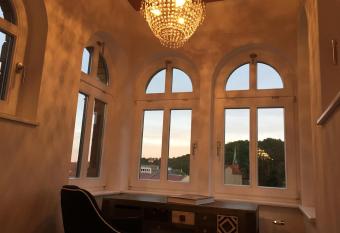 Elbsandstein Apartments allows 18 year olds to book a room