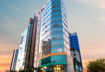 Best Western Haeundae Hotel has Balcony rooms