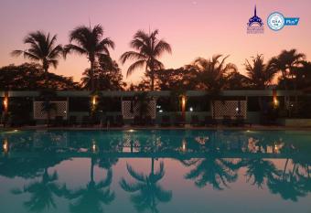 Hua Hin Grand Hotel and Plaza - SHA Extra Plus allows 18 year olds to book a room