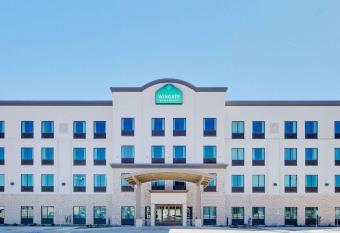 Wingate by Wyndham San Angelo allows 18 year olds to book a room