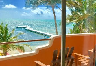 Seaside Villas has Balcony rooms