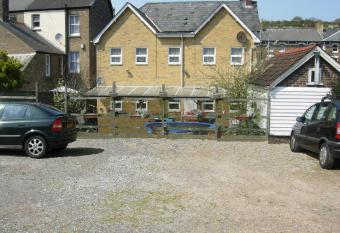 Longfield Guest House allows 18 year olds to book a room