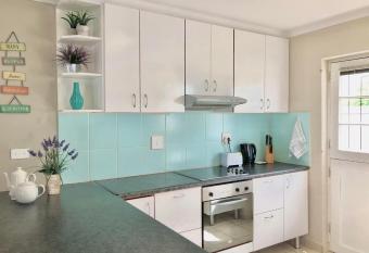 Bay Breeze Accommodation allows 18 year olds to book a room