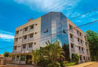 Hotel Biton allows 18 year olds to book a room