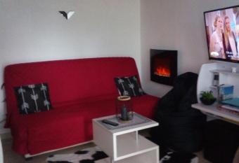 Loft Les Tourelles has Balcony rooms