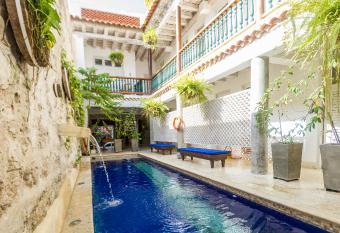 Casa Pizarro Hotel Boutique allows 18 year olds to book a room