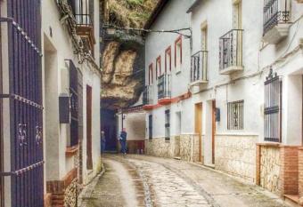Vivienda Rural Los Tajos de Setenil has Balcony rooms