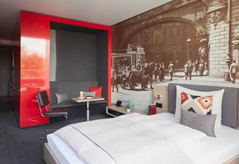 Living Hotel Frankfurt has Balcony rooms