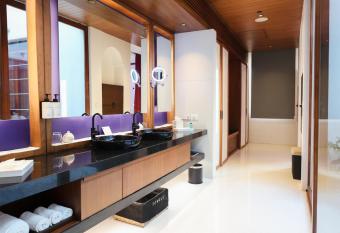 InterContinental Chennai Mahabalipuram Resort, an IHG Hotel allows 18 year olds to book a room