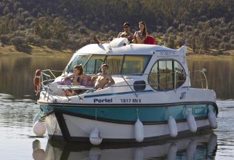 Amieira Marina has Smoking rooms