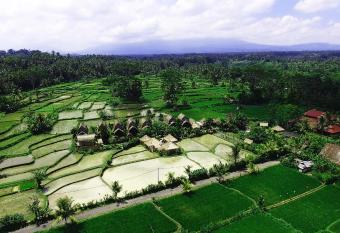 De Klumpu Bali Eco Tradi Stay has Balcony rooms