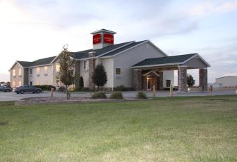 Castle Rock Inn & Suites - Quinter allows 18 year olds to book a room