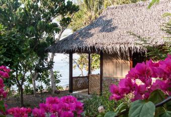 Sunset Cottages has Balcony rooms