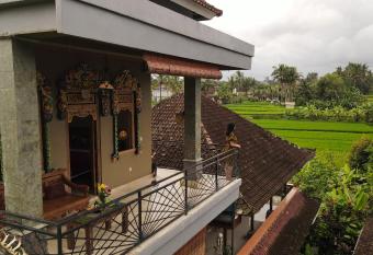 Nirwa Ubud Homestay has Balcony rooms