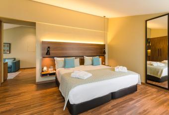 Vincci Liberdade allows 18 year olds to book a room