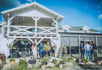 Skacz  cy M  yn has Balcony rooms