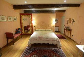 La Cervetta allows 18 year olds to book a room