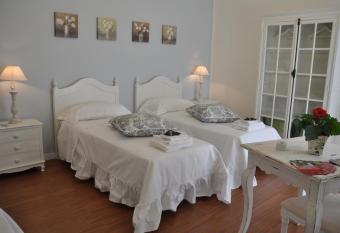 Le stanze di Rebecca has Balcony rooms