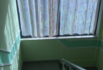 Aragosta Shengjin has Smoking/Balcony rooms