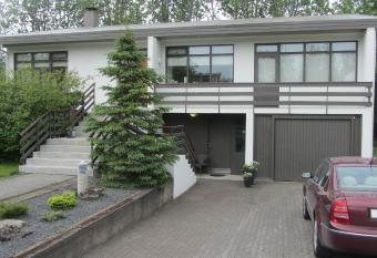 SKOLO Apartment has Balcony rooms